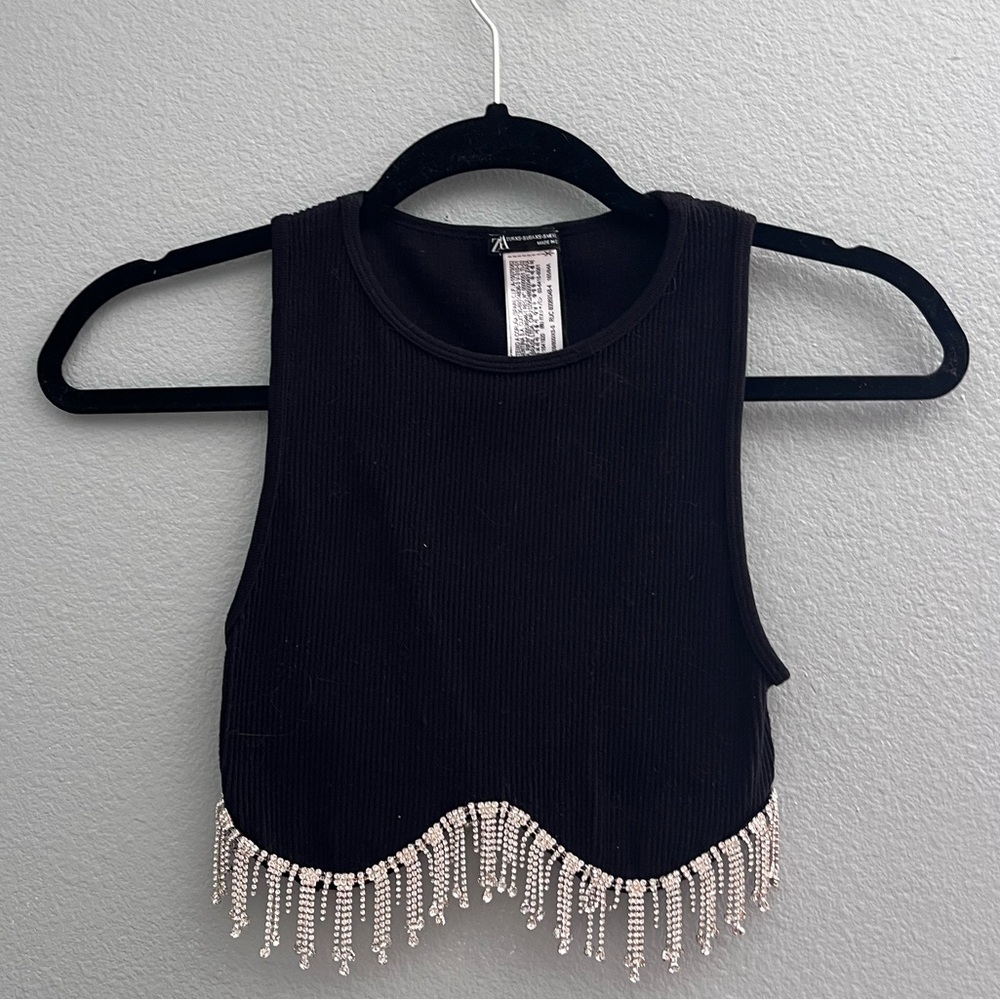 black tank top